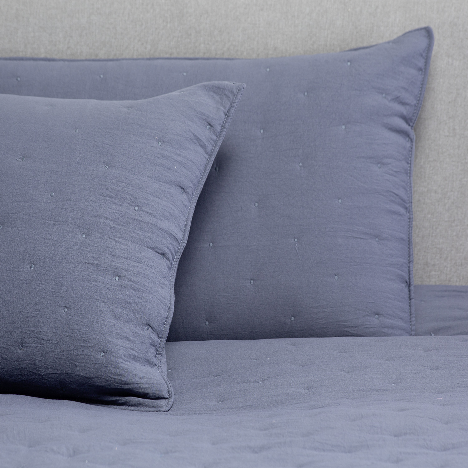 CUBRECAMA BORDADO PREWASH KING AZUL 2 CUBRECAMA BORDADO PREWASH KING AZUL - Imagen 2