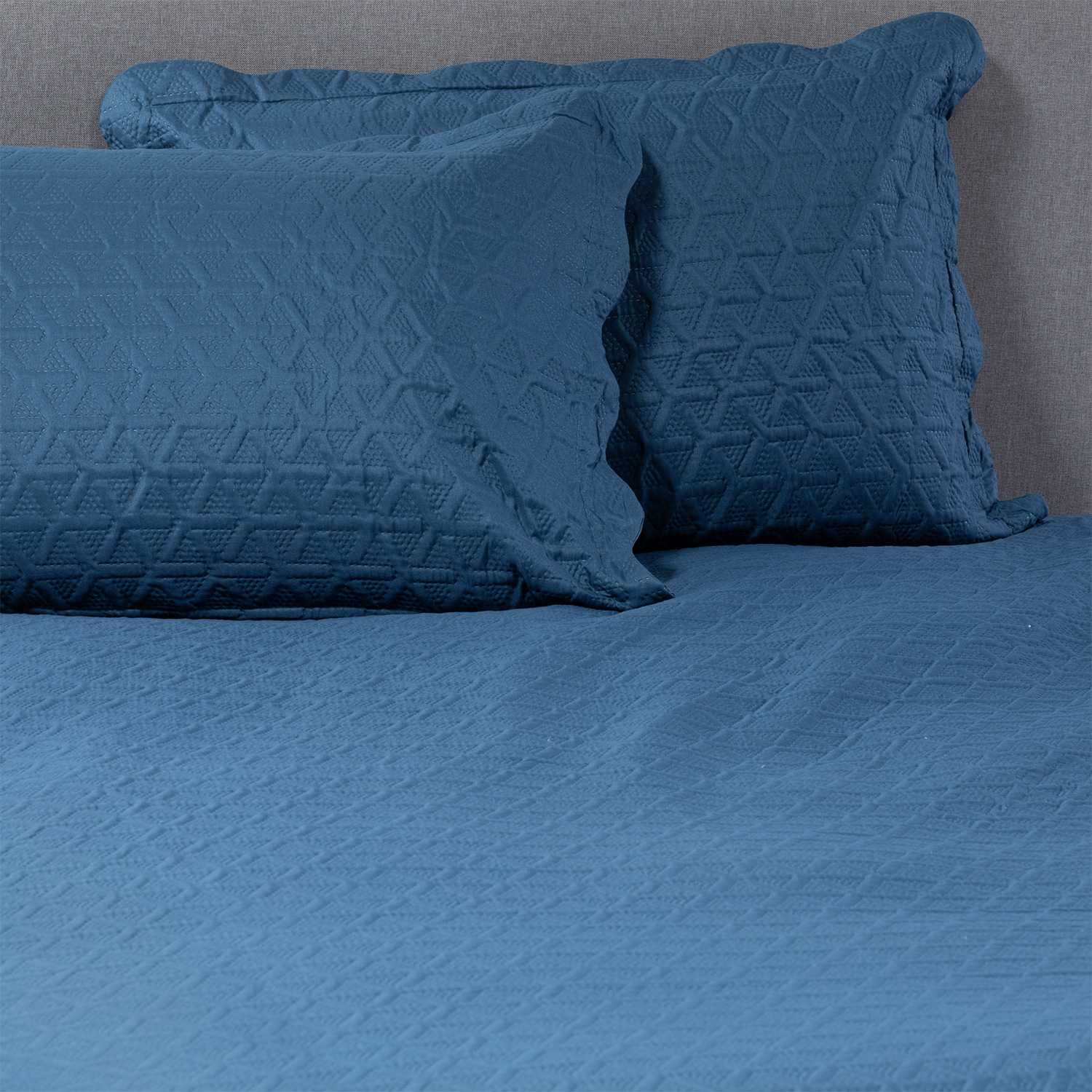 CUBRECAMA COLOR ULTRA 2 PLAZAS AZUL 2 CUBRECAMA COLOR ULTRA 2 PLAZAS AZUL - Imagen 2