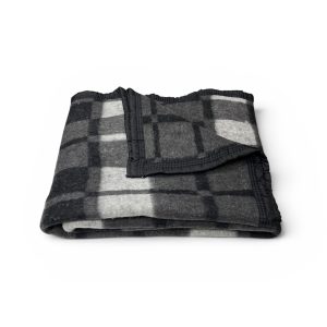 FRAZADA ESCOCESA GRIS Y NEGRO  1P