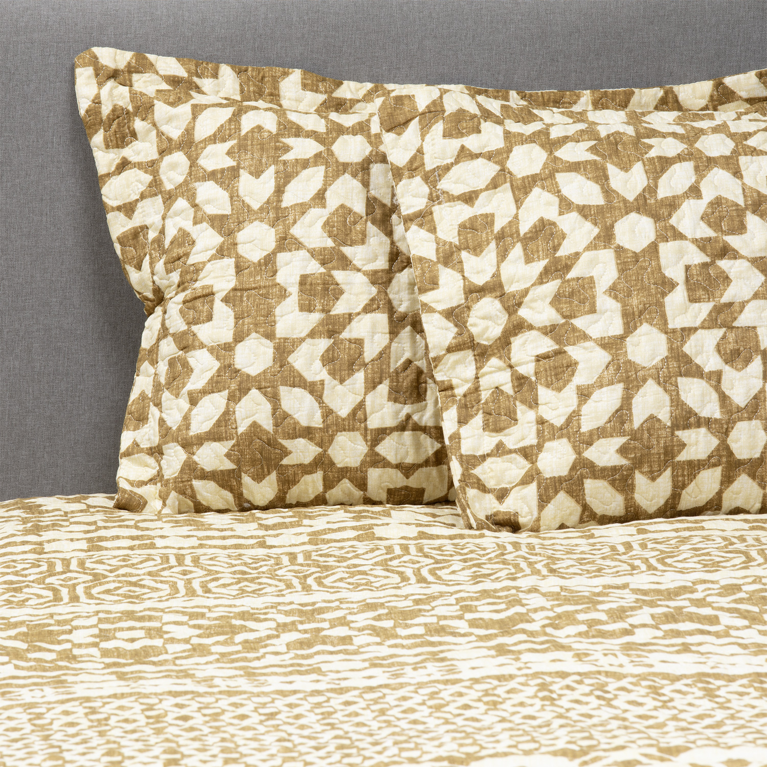 CUBRECAMA ESTAMPADO KING CAFÉ 2 CUBRECAMA ESTAMPADO KING CAFÉ - Imagen 2